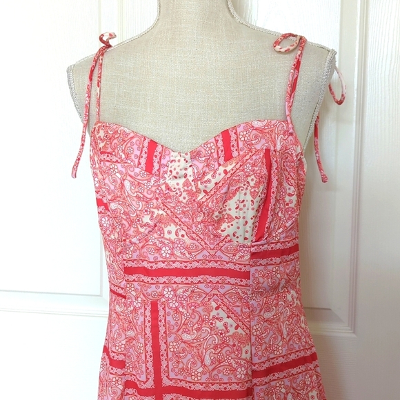 Vici Emily Sweetheart Paisley Midi Dress - Picture 6 of 10